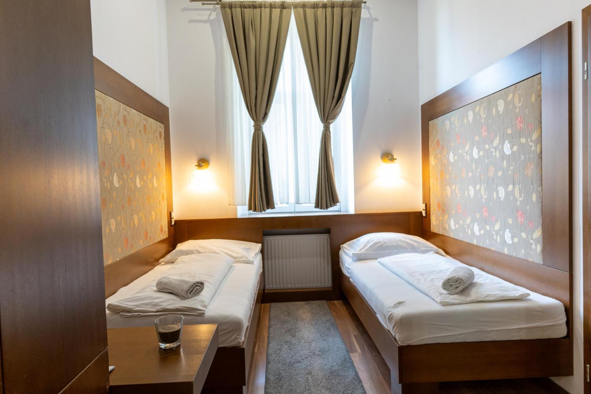 Aparthotel Vinci 2*